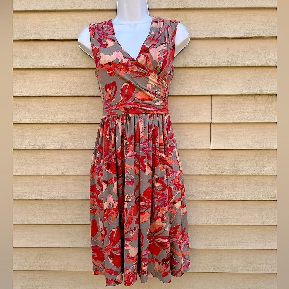 👠 Ann Taylor Petite Sleeveless Floral Dress (AA5)